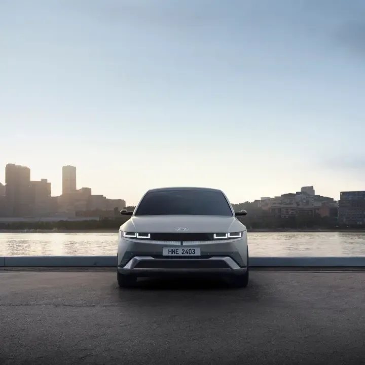 Profilbild av Hyundai IONIQ 5 utomhus